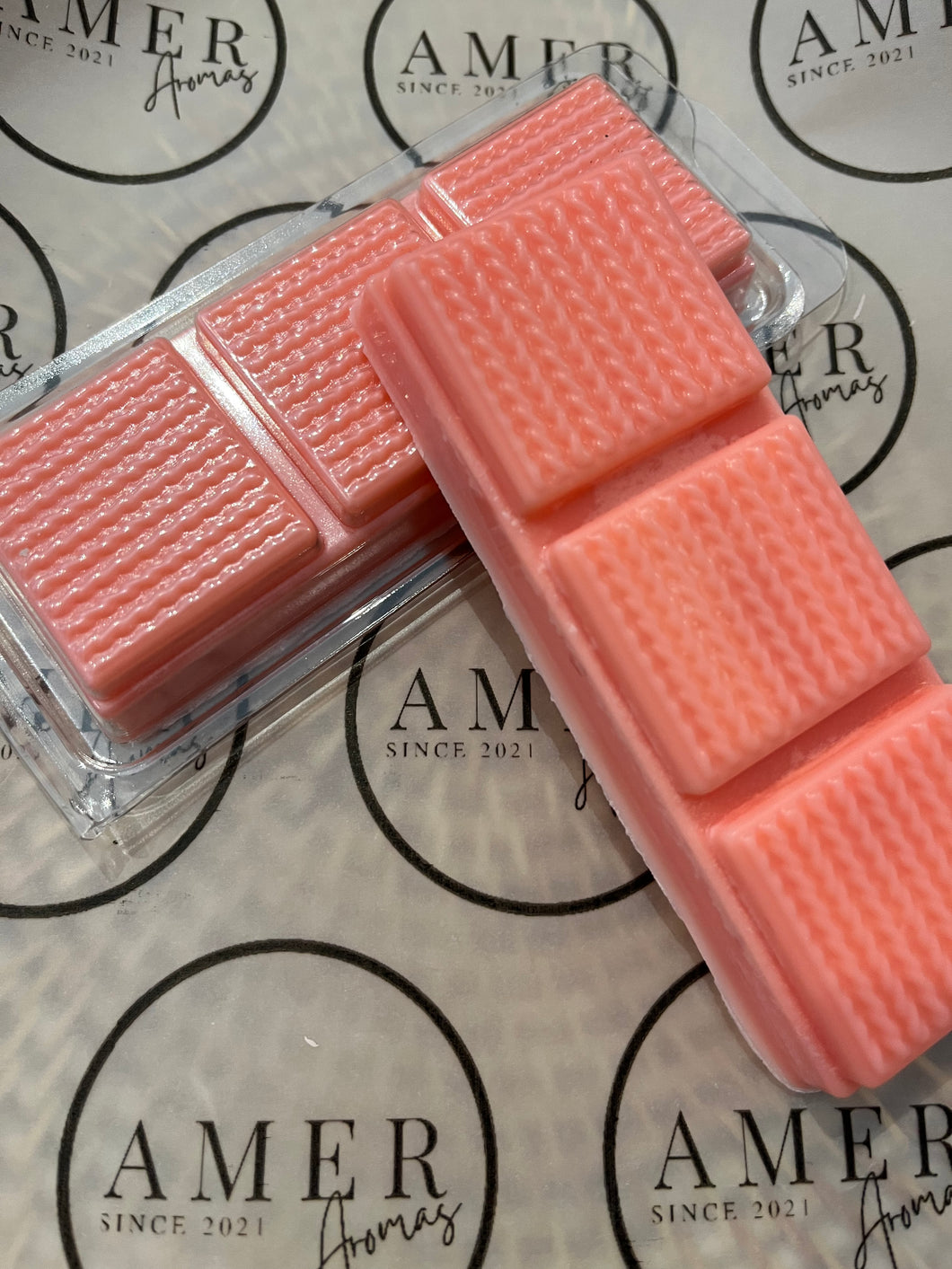 Cashmere and cocoa butter wax melt